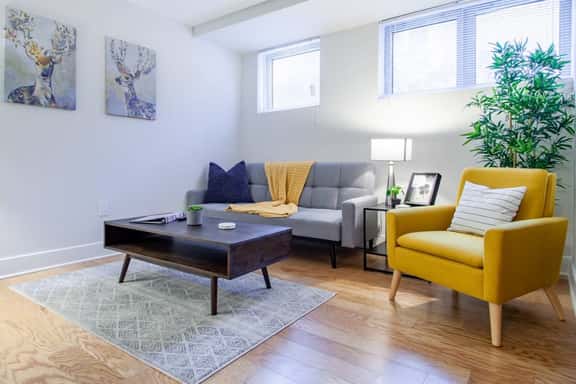 Apartment Near National Cathedral / Wisconsin Ave - Image 1