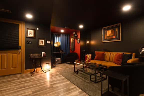 The "Bloomingdale Blues", 2-BR DC Getaway - Image 1