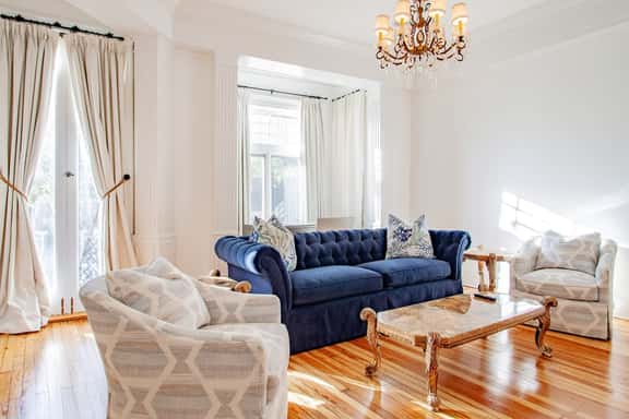 LUXE Kalorama 5-BR Townhome Close to Dupont Circle - Image 1