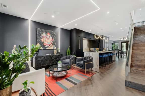 DC Guest House / Private, Luxurious VIP Townhome - Image 1