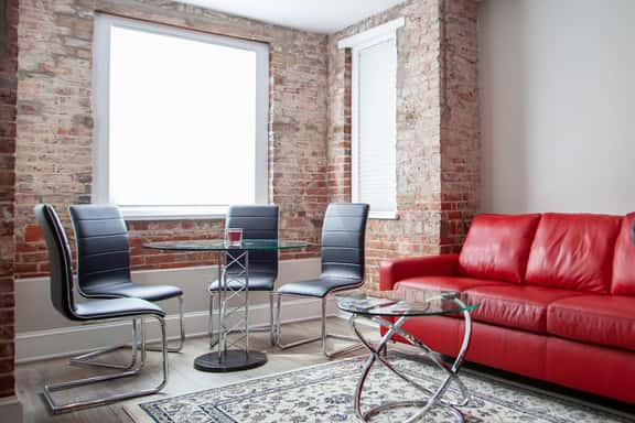 PRIVATE DC APT | WALK TO METRO, DUPONT & LOGAN - Image 1
