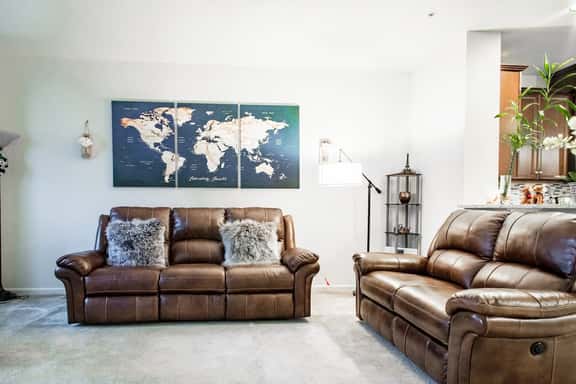 Large MD Townhome mins to UMD & DC Parking - Image 1