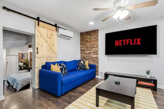 Little Penthouse in Little Italy / Inner Harbor - Image 1