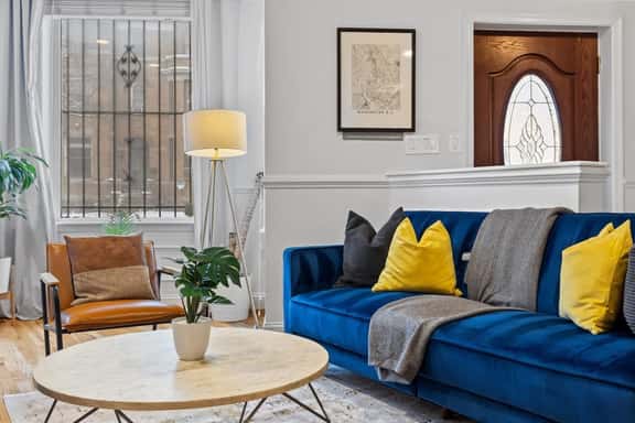 Large Modern Townhouse Near U St. & Other Sites - Image 1