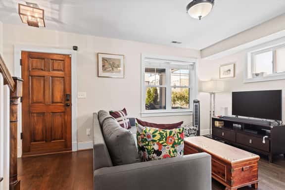 Entire 3-BR Row House in Peaceful Kingman Park DC - Image 1