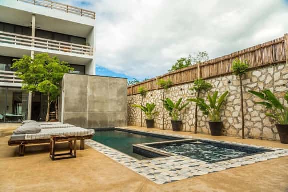 Short drive to beach / 3BR Spacious apartment - Image 1