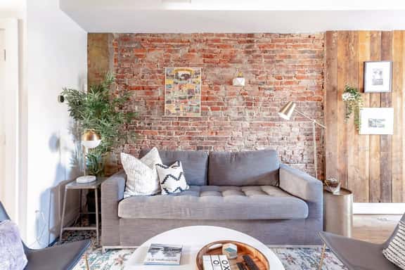 Downtown Living in Designer Townhouse with Rooftop Deck - Image 1