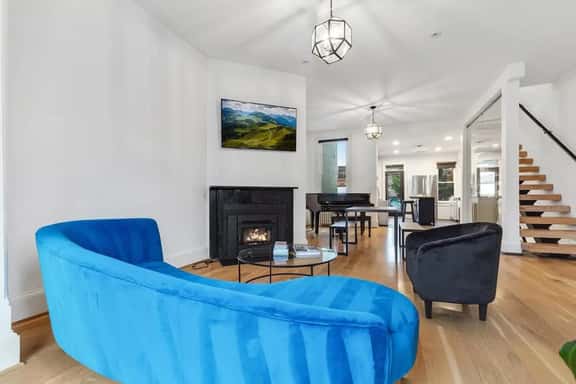 Historic DC House w/Piano, Free Parking & Fast - Image 1