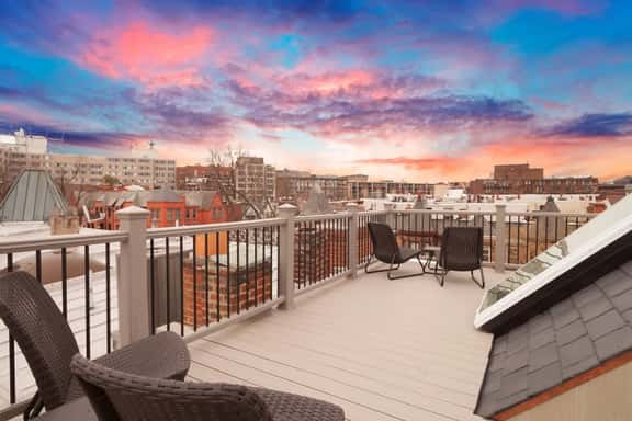 Rooftop deck | Central Location in Dupont Circle | Walk Everywhere - Image 1