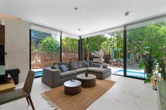 Stylish 3BR Condo in Luum Zama - Private Pool - Image 1