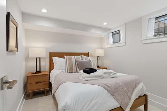 Cozy 1BR in Capitol Hill, Near H St Corridor - Image 1