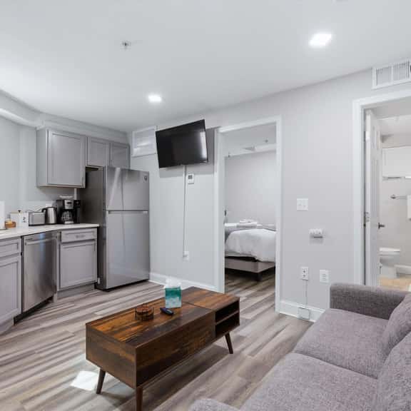Capitol Hill 1BR - Steps to Eastern Market - Image 1