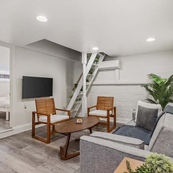 Garden-Level 2-BR Apt in Historic Petworth Home - Image 1