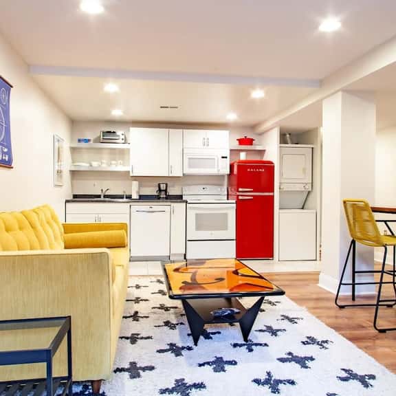 Stay Cozy in CoHi DC - Image 1