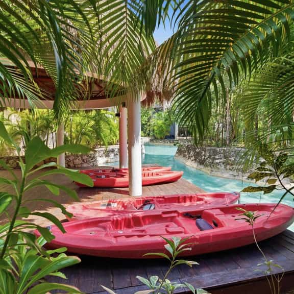 Stylish Mayakoba Condo with Pool & Gym - Image 1