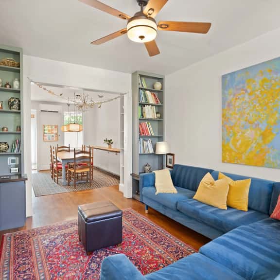 Hill East, Barney Circle 2-BR, Walk to METRO Stop - Image 1