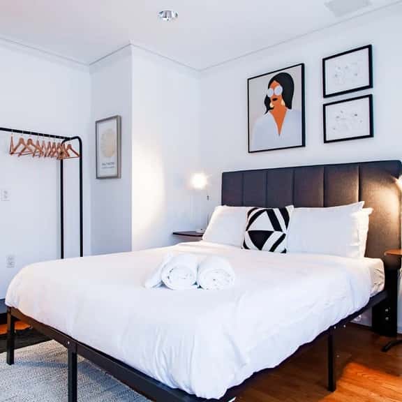 Modern 2BR - Near White House & Downtown DC - Image 1
