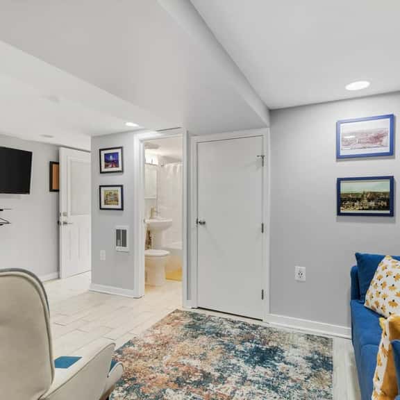 1-BR Pad in the Heart of Petworth - Walk to METRO - Image 1