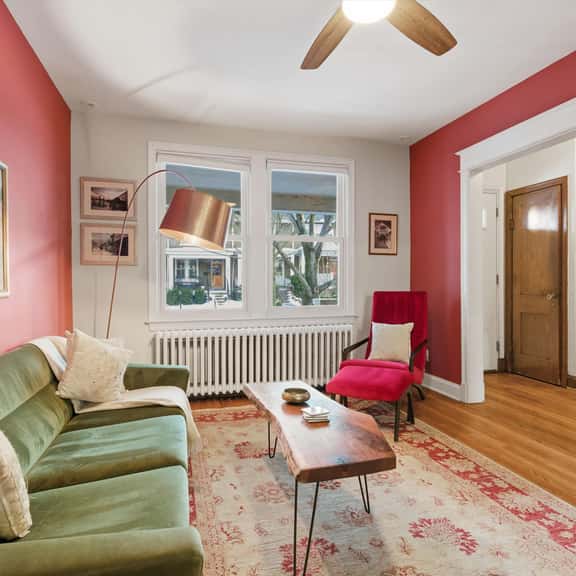 Capitol Hill Convenience, Entire 4-BR Rowhome - Image 1