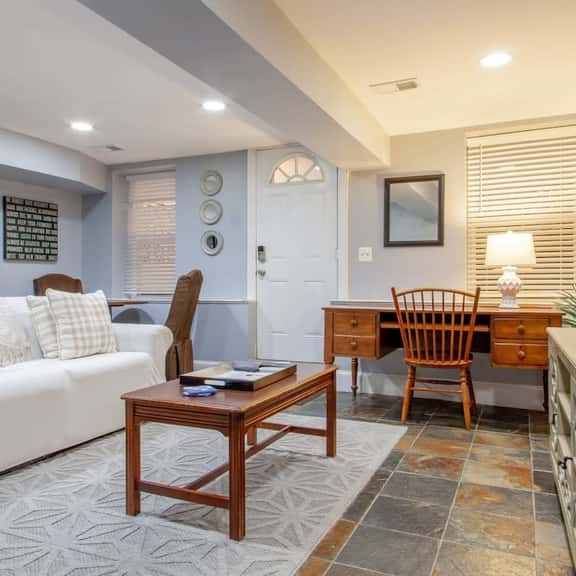 Delightful 1-BR Accommodations / Nearby METRO - Image 1