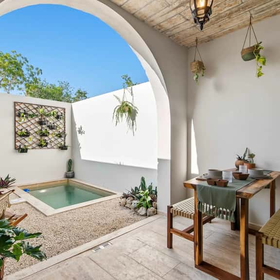 Hacienda Tuk - King Suite + Pool - Image 1