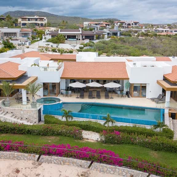 Villa Juliana - Image 1