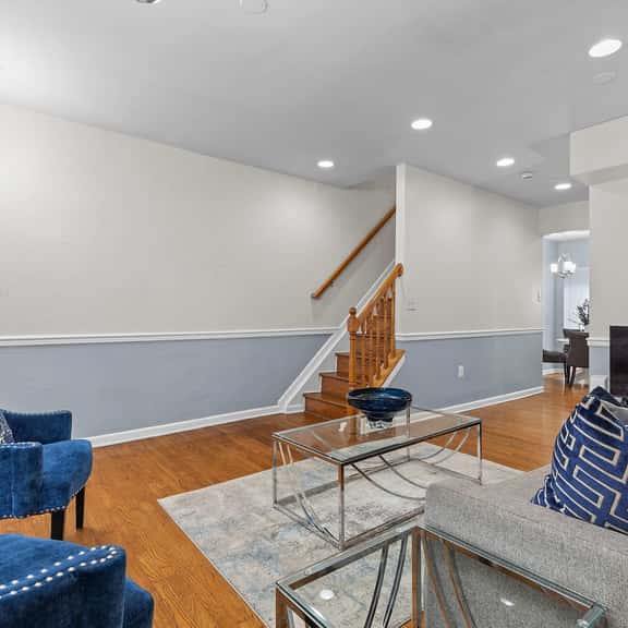 Modern 2-Level Home - WiFi + Easy Access - Image 1