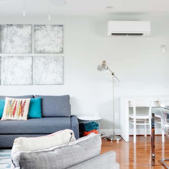 NEWLY BUILT 2-Level CARRIAGE HOUSE ⋆ 1 Block to H St Corridor / DC Streetcar ⋆ Union Market - Image 1