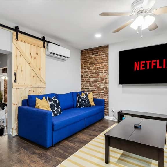 Little Penthouse in Little Italy / Inner Harbor - Image 1