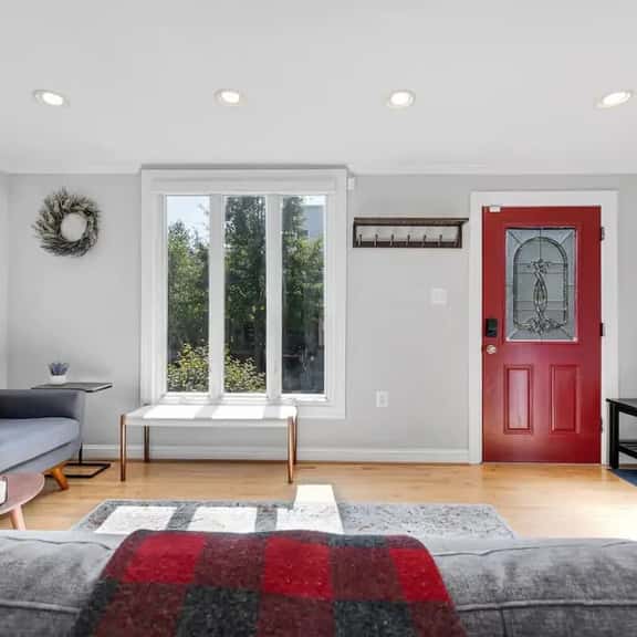 3-BR DC Townhome Getaway Close to It All - Image 1