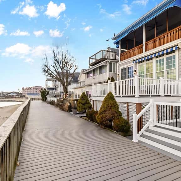 Getaway on the Bay / North Beach 3-BR - Image 1