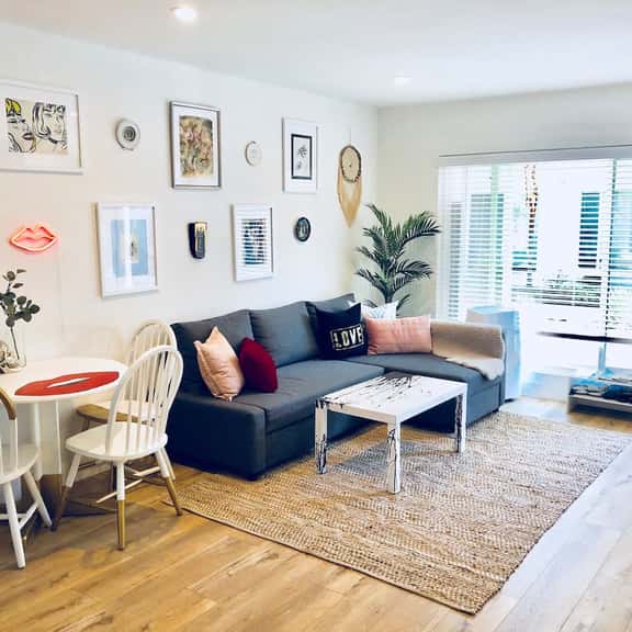 ARTBNB // king beds // NEW // pool // BUSINESS // beach // LAX - Image 1