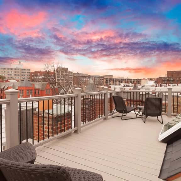 Rooftop deck | Central Location in Dupont Circle | Walk Everywhere - Image 1