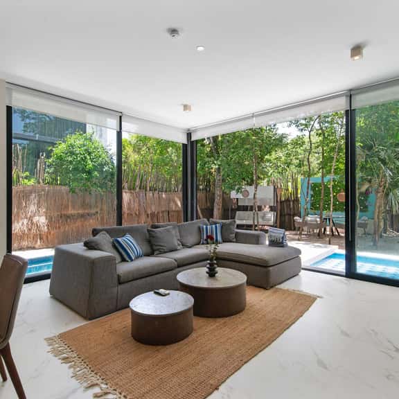 Stylish 3BR Condo in Luum Zama - Private Pool - Image 1