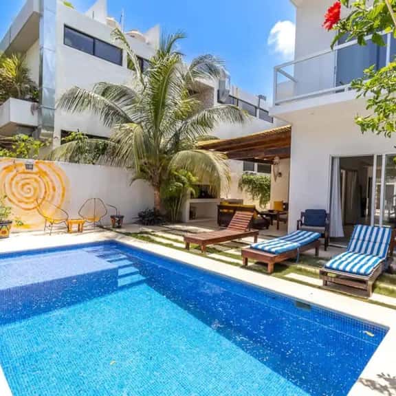 4BR Family home w/pool near beaches - Image 1