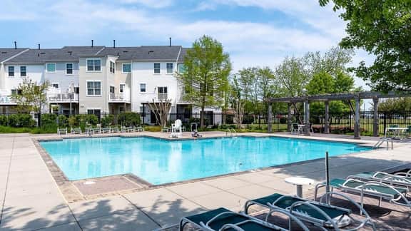New, Intown Waterfront Townhome wPool & Location! - Image 4