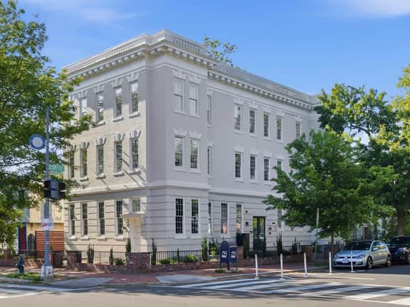 Capitol Hill 1BR - Steps to Eastern Market - Image 5