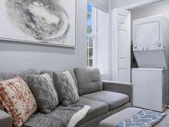 Modern Capitol Hill Stay, Eastern Market METRO - Image 5