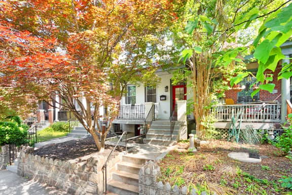 Hill East 3-BR Home Near Lincoln Park - Image 5