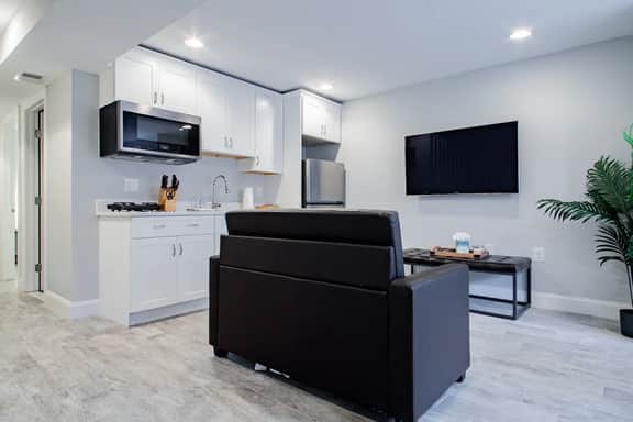 Central DC Flat | Sleeps 3 | Convention Center - Image 5