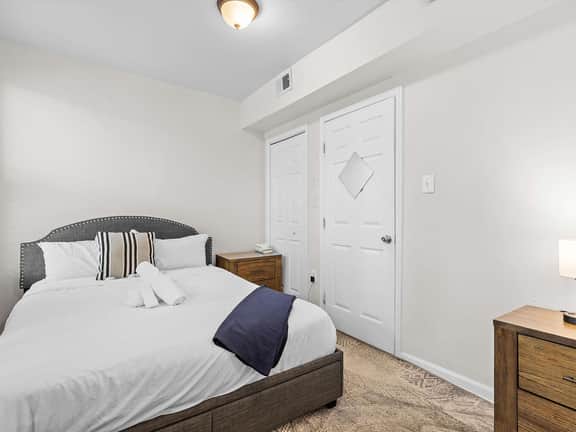 NoMA 3BR Townhome - UnionMarket / H St - Image 2