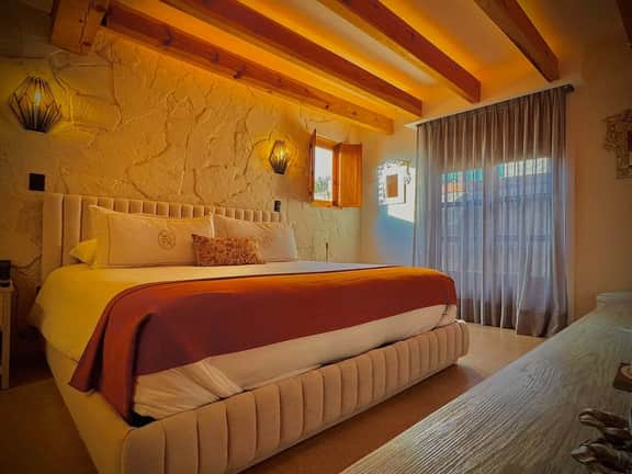 Elegant King Suite in San Miguel de Allende - Image 3