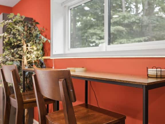 Family-Friendly Suite - Springfield METRO - Image 5