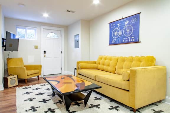 Stay Cozy in CoHi DC - Image 2