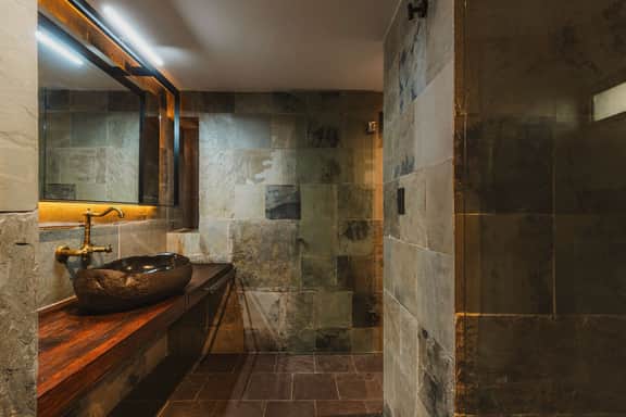 Casa Laja Hotel - Designer King Suite - Image 3