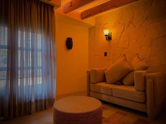 Casa Laja Hotel - Designer King Suite - Image 5
