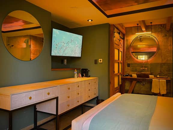 Casa Laja Boutique Hotel - King Suite Near Centro - Image 5