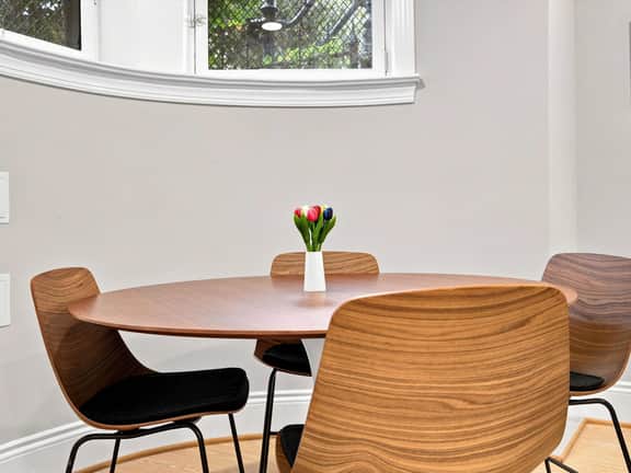 Stylish 1BR by Lincoln Park - Capitol Hill - Image 4