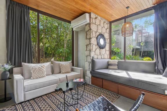 Luxury Jungle Retreat with Private Pool - Image 4
