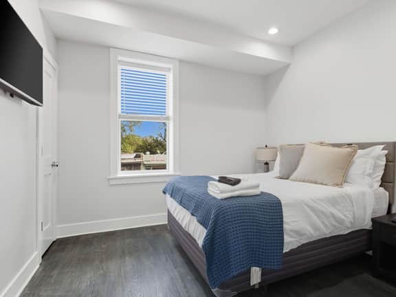 Bright 2BR Apt - Near METRO & Rock Creek Park - Image 3